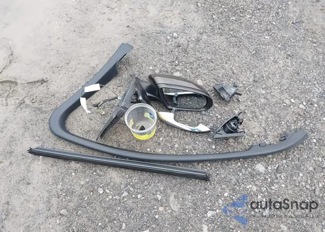 2017 Mercedes-Benz C 300 Luxury 4Matic from USA, damaged, VIN 55SWF4KBXHU183661